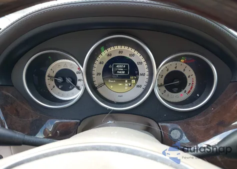 2012 Mercedes-Benz Cls 550 4Matic z USA, uszkodzony, nr VIN WDDLJ9BB4CA050188